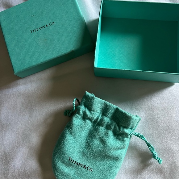 Tiffany’s Necklace - Picture 2 of 6